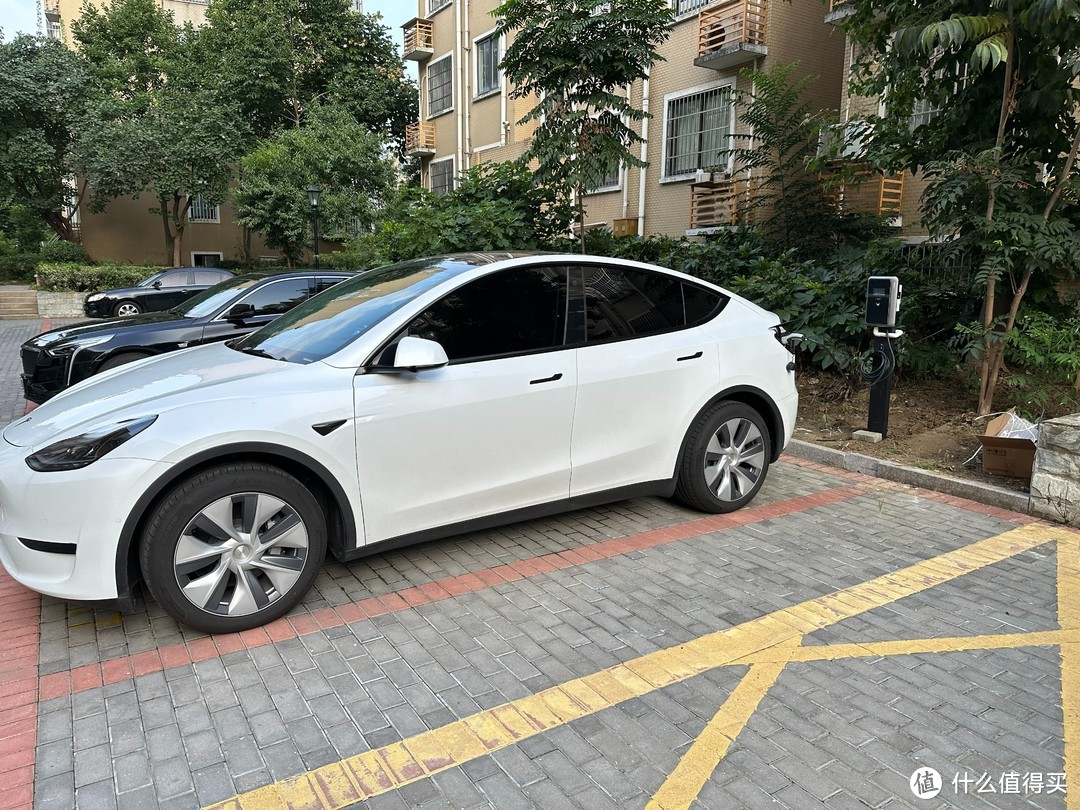 特斯拉家用充电桩怎么选？普诺得天马星220V 7KW充电桩选购安装以及使用体验分享