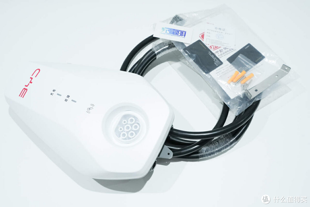 拆解报告:BYD比亚迪7kW壁挂式交流充电桩KDNT/BYD-GA7